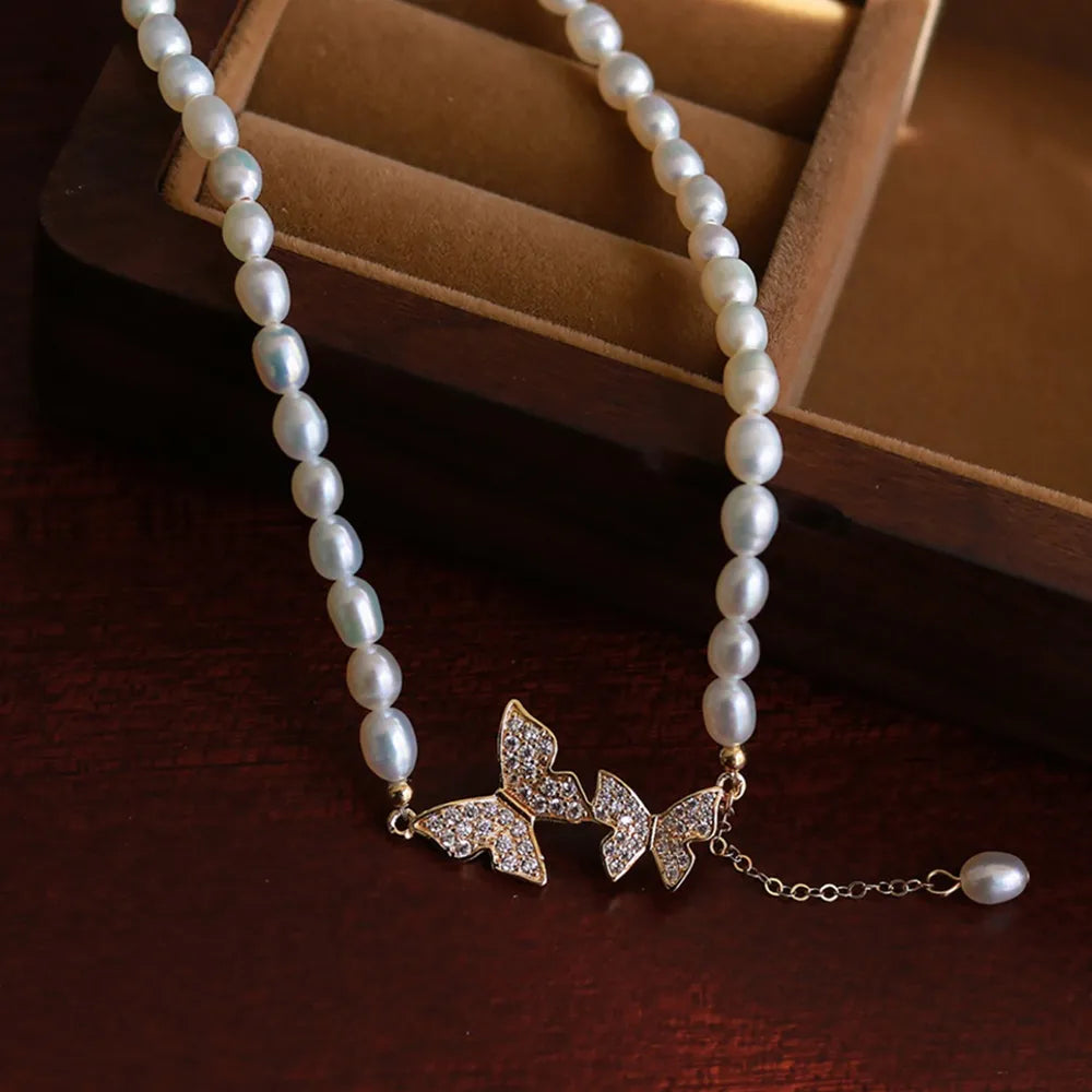 Vintage Pearl Chain Necklace With Butterfly Pendant Charms Silvery Color Neck Jewelry For Women Party Gifts