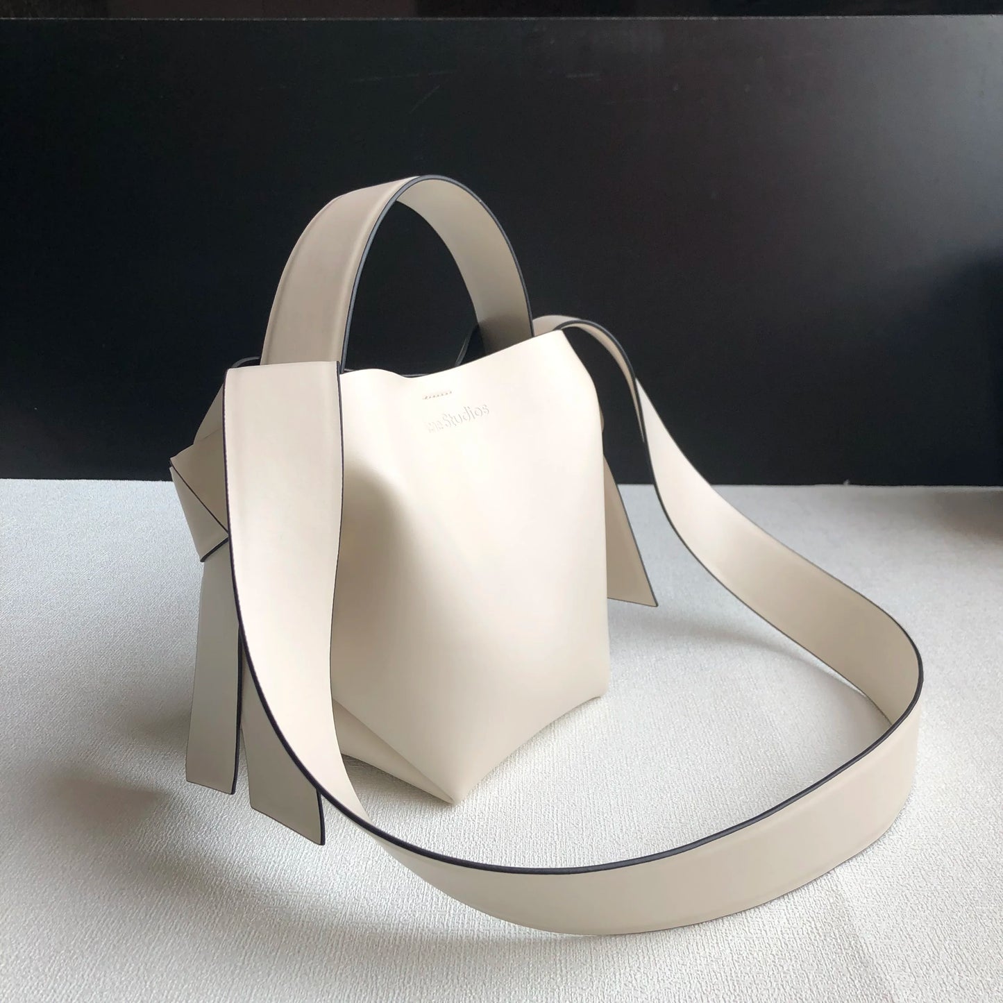 leather musibi bow one-shoulder Messenger bucket handbag