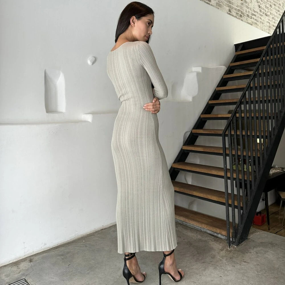 Elegant Long Sleeve Knitted Dress